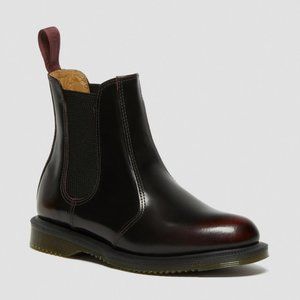 FLORA WOMEN'S ARCADIA LEATHER CHELSEA BOOTS